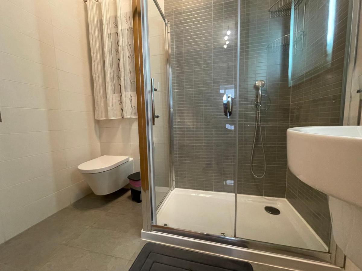 Verdi Apartment - Spacious Modern Apartment, Close To Valletta Santa Vennera Εξωτερικό φωτογραφία