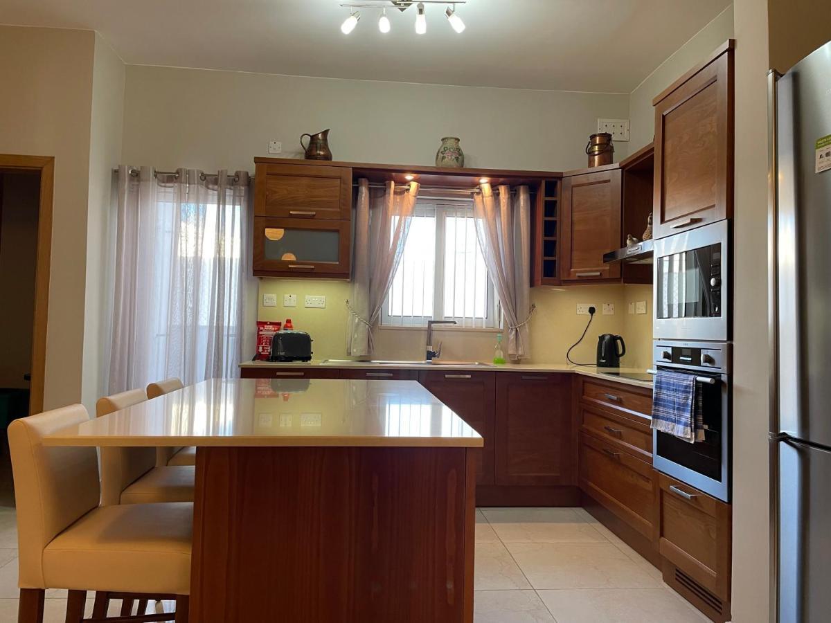 Verdi Apartment - Spacious Modern Apartment, Close To Valletta Santa Vennera Εξωτερικό φωτογραφία